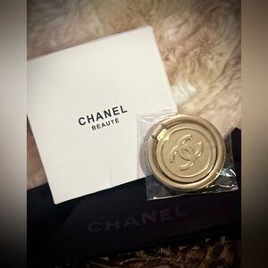 CHANEL Gold Phone Ring Holder/Stand NWT